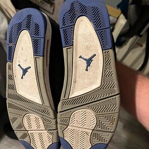Jordan 4’s size 12